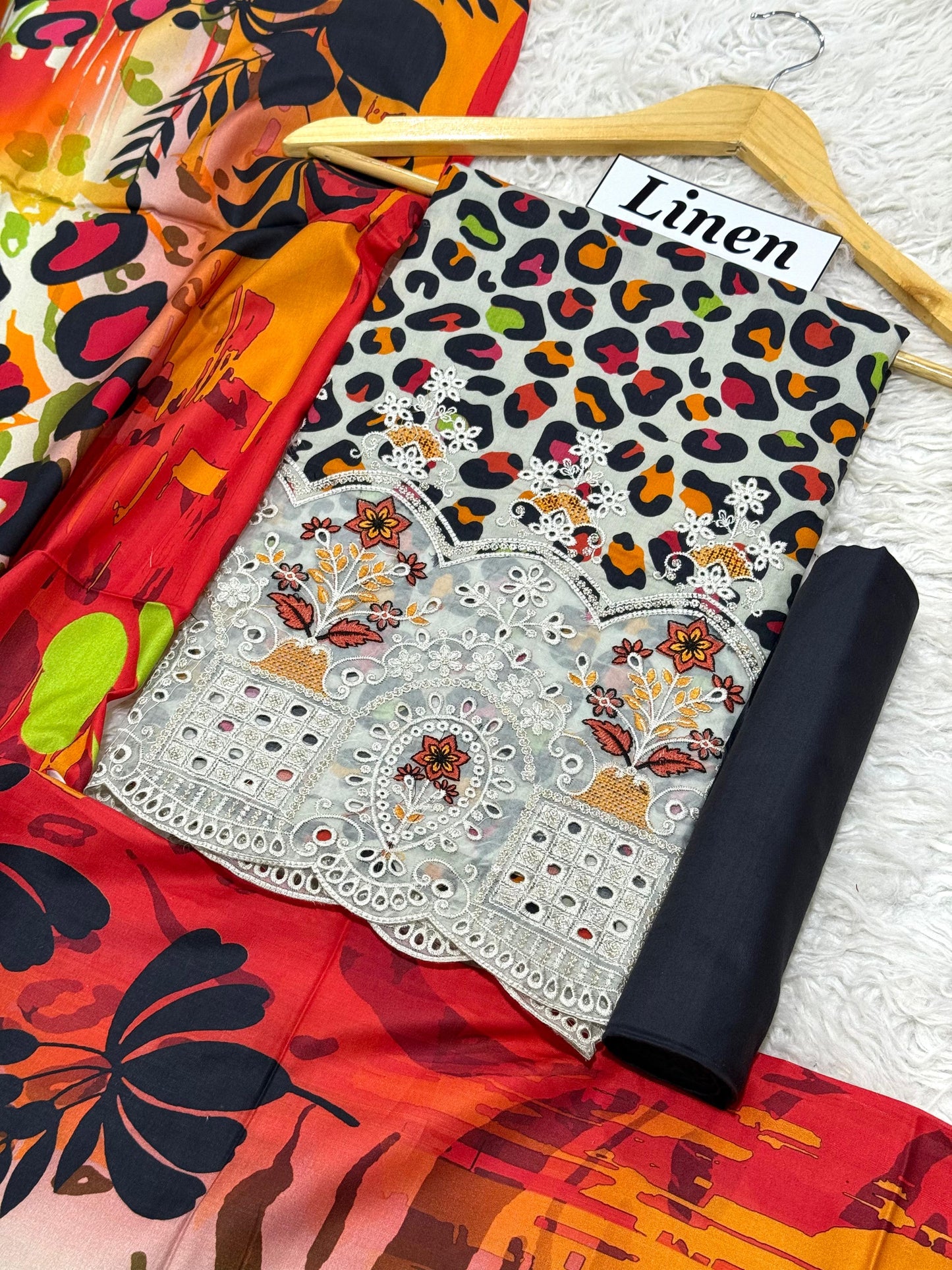 LINEN 3pc  Embroidered -DN 05