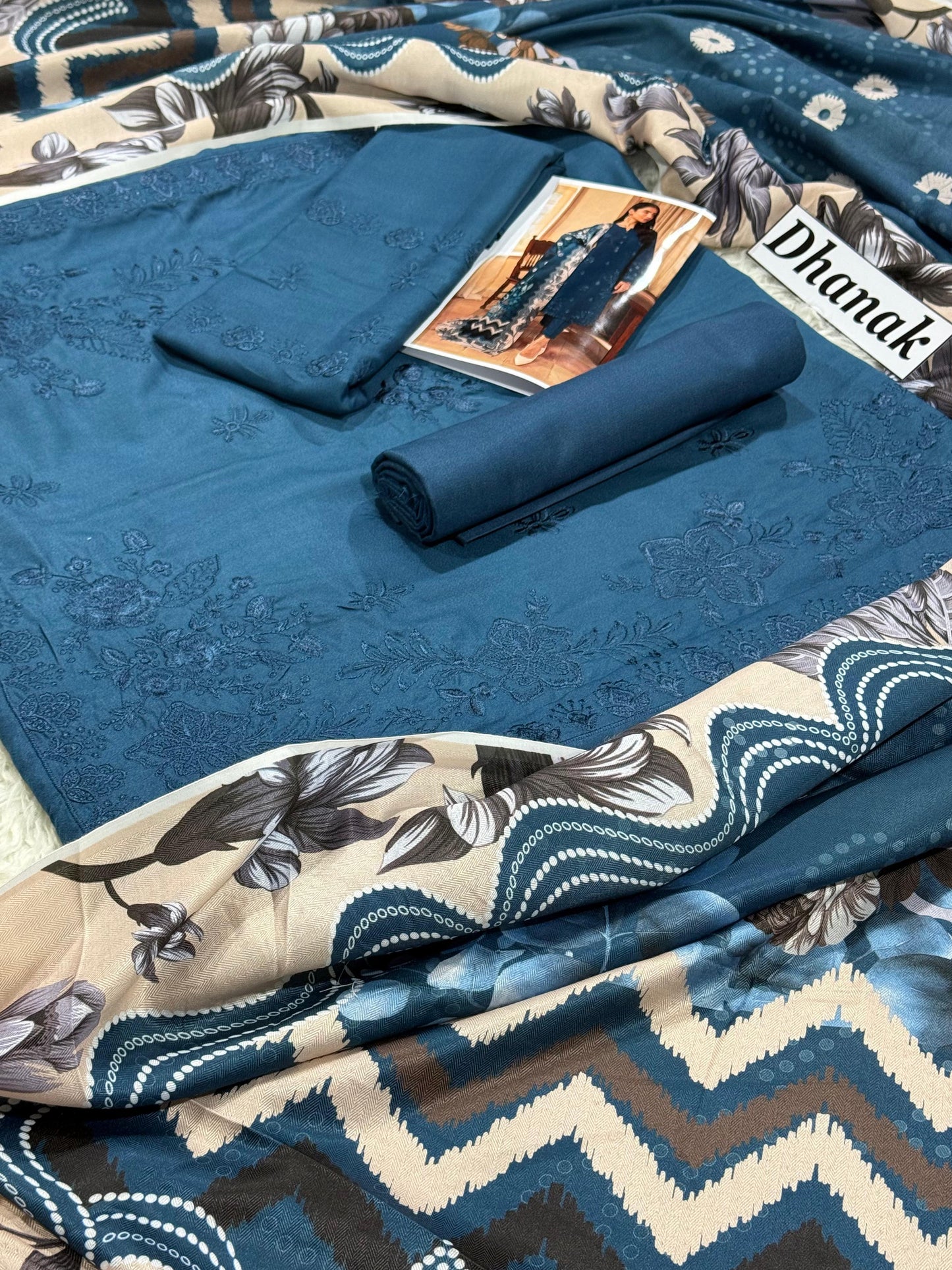 Luxury Dhanak Emb 3Pc D-08