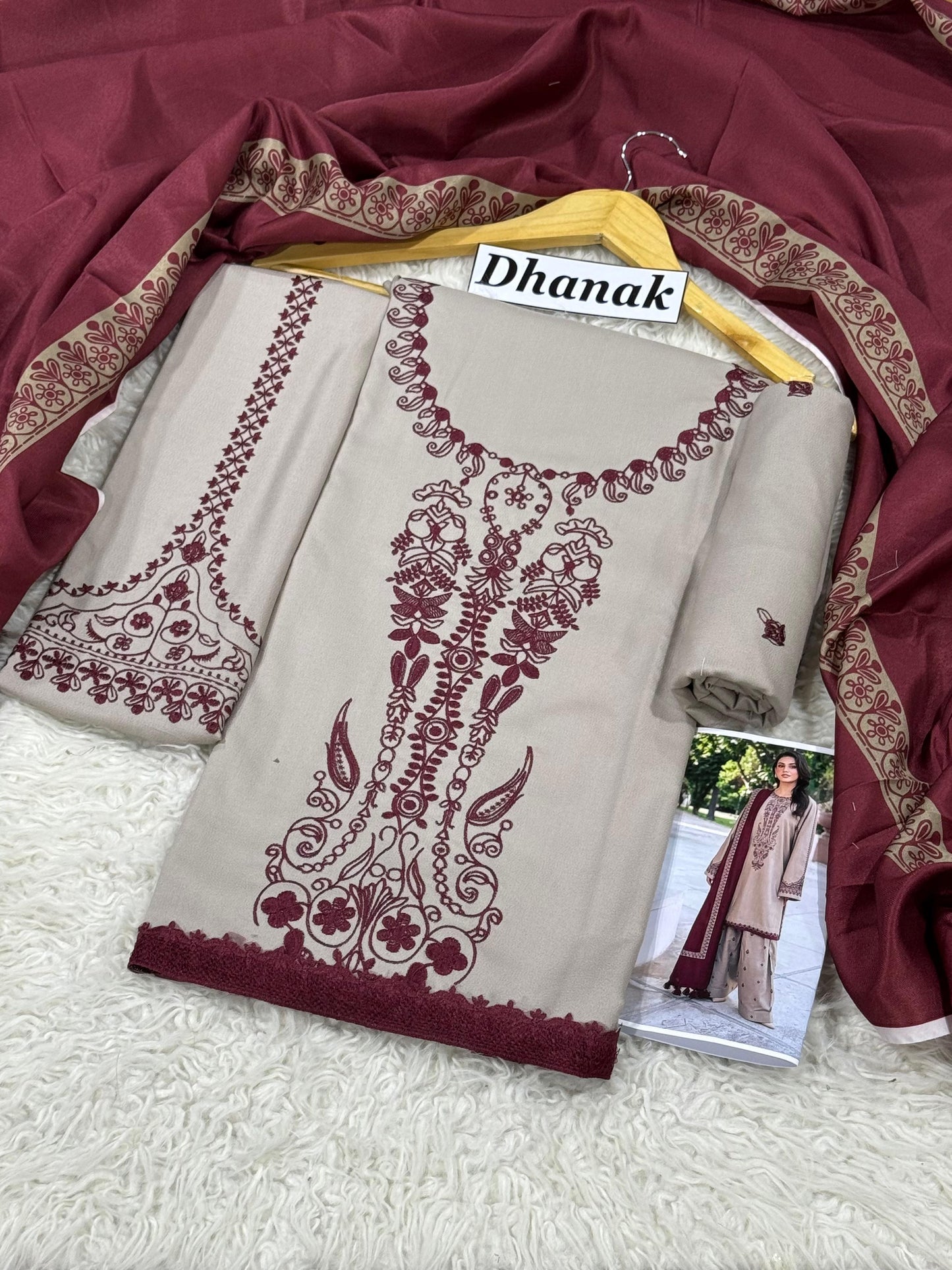 Luxury Dhanak Emb 3Pc D-08